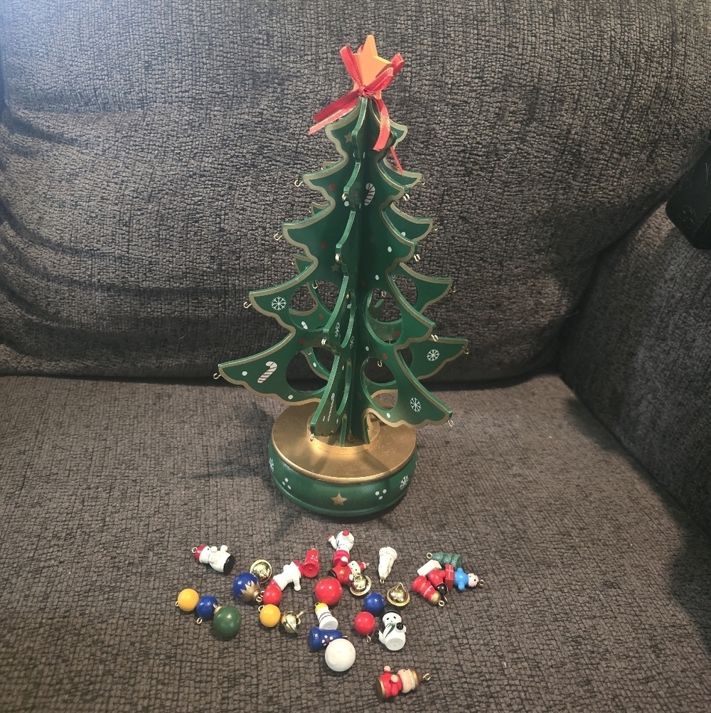 Kurt S. Adler | Vintage Christmas Tree with Tiny Ornaments